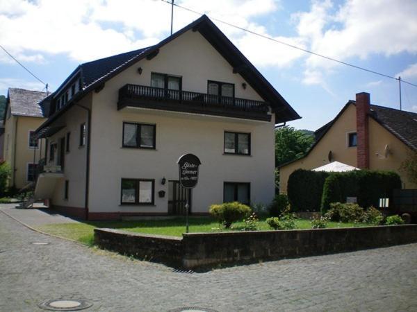 Mosel-Gastehaus Kirch Hotel Ernst Szoba fotó